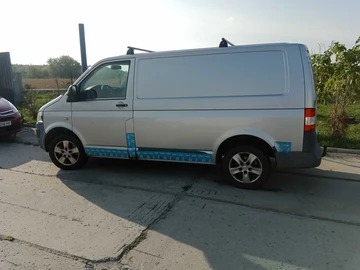 Авто Volkswagen Transporter 2010 № 7979988