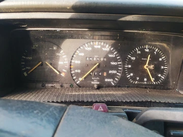 Авто Volkswagen Passat Sedan 1989 № 7980225