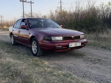Авто Nissan Maxima 1992 № 7980399