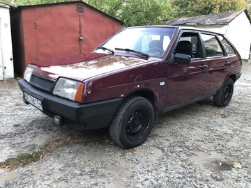 Авто ВАЗ 2109 2000 № 7980412