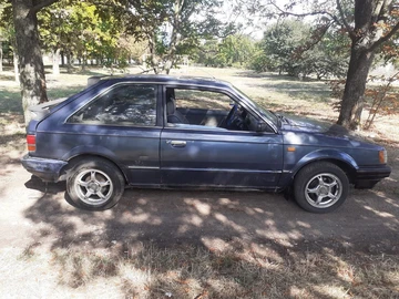 Авто Mazda 323 1986 № 7980653