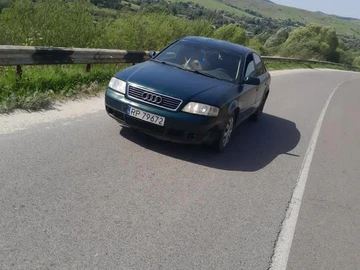 Авто Audi A6 2000 № 7980689