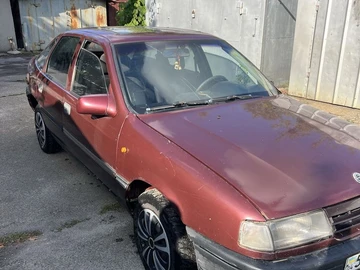 Авто Opel Vectra 1990 № 7980721