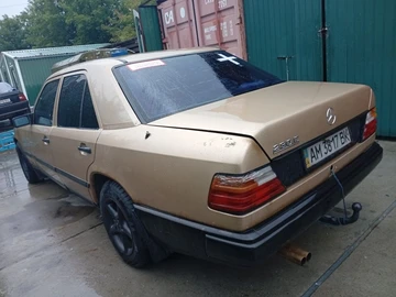 Авто Mercedes W124 1986 № 7980773