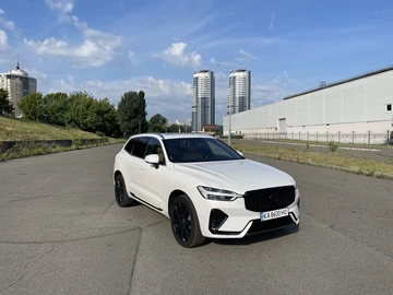Авто Volvo Xc60 2020 № 7980824