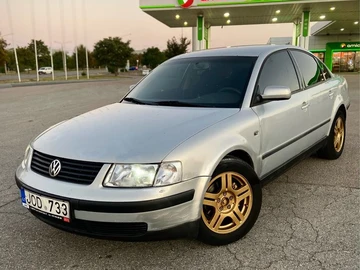 Авто Volkswagen Passat Sedan 2002 № 7980826