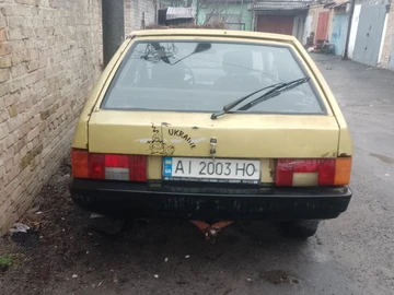 Авто ВАЗ 2109 1992 № 7980876