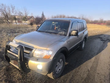 Авто Mitsubishi Pajero 2004 № 7980965