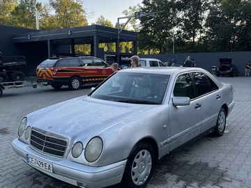 Авто Mercedes 220 1997 № 7981006