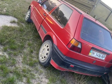 Авто Volkswagen Golf 1989 № 7981015