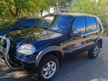 Авто Chevrolet Niva 2004 № 7981026