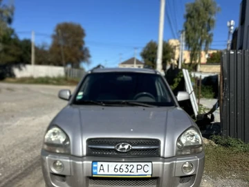 Авто Hyundai Tucson 2004 № 7981045