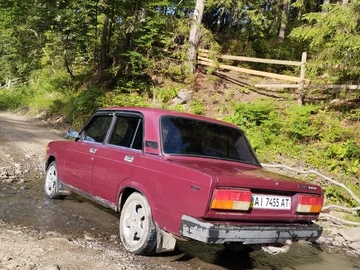 Авто ВАЗ 2107 2003 № 7981111