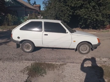Авто ЗАЗ 1102 1992 № 7981283