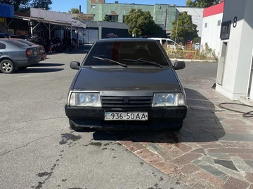 Авто ВАЗ 2109 1990 № 7981303