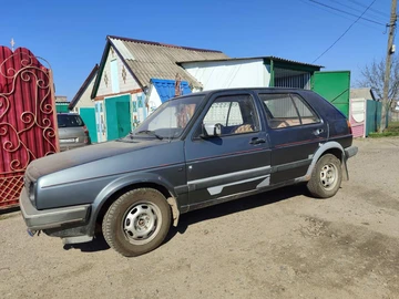 Авто Volkswagen Golf 1988 № 7981385