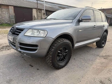 Авто Volkswagen Touareg 2005 № 7981440