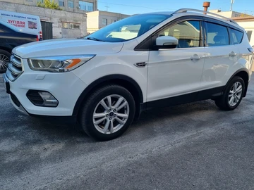 Авто Ford Kuga 2016 № 7981512