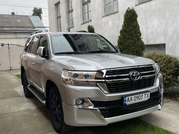 Авто Toyota Land Cruiser 200 2018 № 7981712