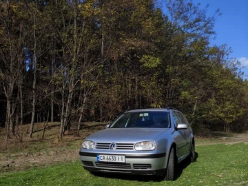 Авто Volkswagen Golf 2002 № 7981788