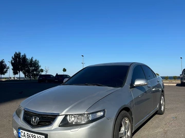 Авто Honda Accord 2004 № 7981907