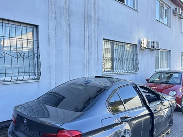 Авто BMW 3 Серия 2018 № 7981941