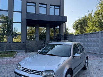 Авто Volkswagen Golf 2001 № 7981968
