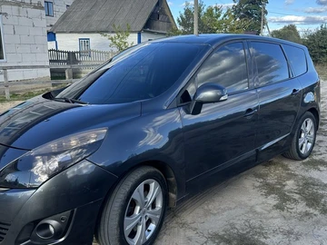 Авто Renault Grand Scenic 2009 № 7981981