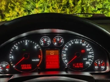 Авто Audi A6 2001 № 7981993