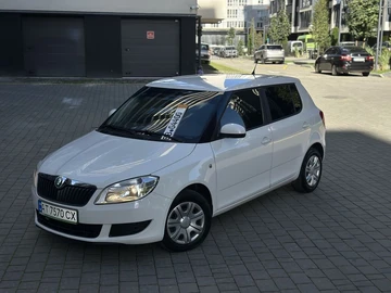Авто Skoda Fabia 2012 № 7982012