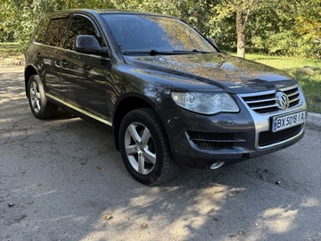 Авто Volkswagen Touareg 2008 № 7982134