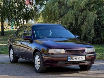 Авто Opel Vectra 1990 № 7982304