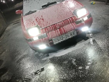 Авто Mazda 323 1990 № 7982337