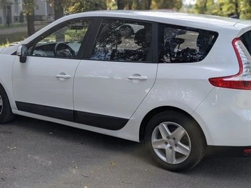 Авто Renault Grand Scenic 2012 № 7982450