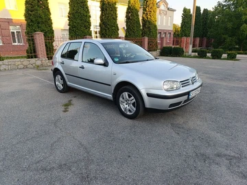Авто Volkswagen Golf 2003 № 7982461
