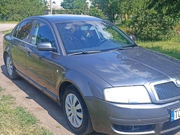 Авто Skoda Superb 2003 № 7982465
