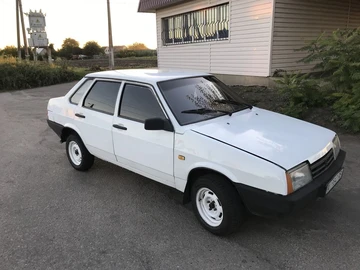 Авто ВАЗ 21099 1996 № 7982804