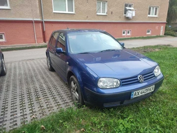 Авто Volkswagen Golf 2001 № 7982826
