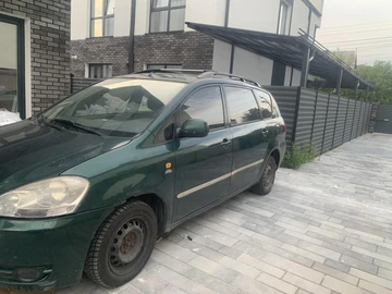 Авто Toyota Avensis 2002 № 7983008