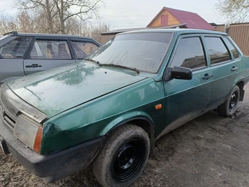 Авто ВАЗ 21099 1995 № 7983012
