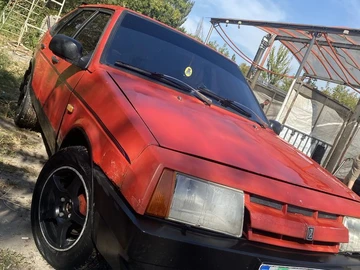 Авто ВАЗ 2109 1989 № 7983034