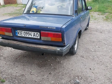 Авто ВАЗ 2107 2007 № 7983104