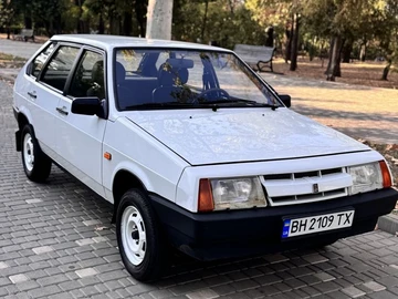 Авто ВАЗ 2109 1991 № 7983110