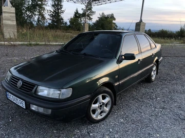 Авто Volkswagen Passat Sedan 1996 № 7983112