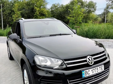 Авто Volkswagen Touareg 2012 № 7983140
