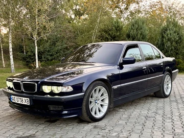 Авто BMW 7 Серия 2000 № 7983143