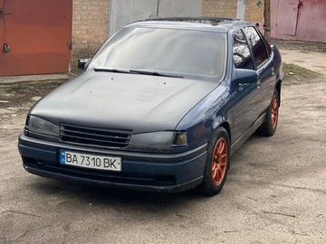 Авто Opel Vectra 1989 № 7983251