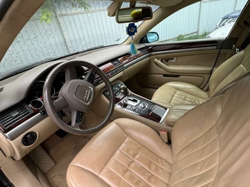 Авто Audi A8 2007 № 7983310