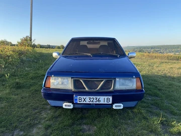 Авто ВАЗ 2109 1989 № 7983409