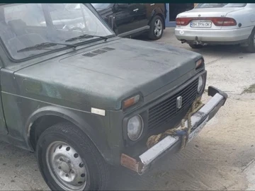 Авто ВАЗ 2121 1988 № 7983421